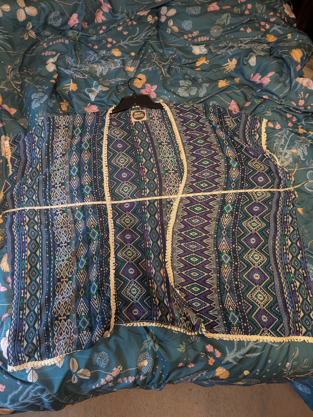 Aztec-Patterned Open Kimono - Picture 5 of 6